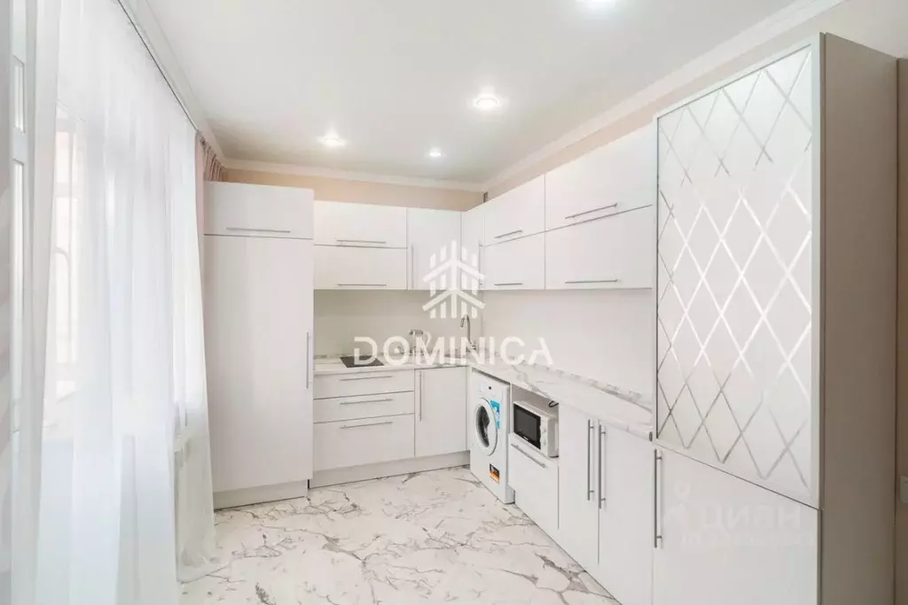 1-к кв. Омская область, Омск ул. Чернышевского, 2к3 (40.0 м) - Фото 2