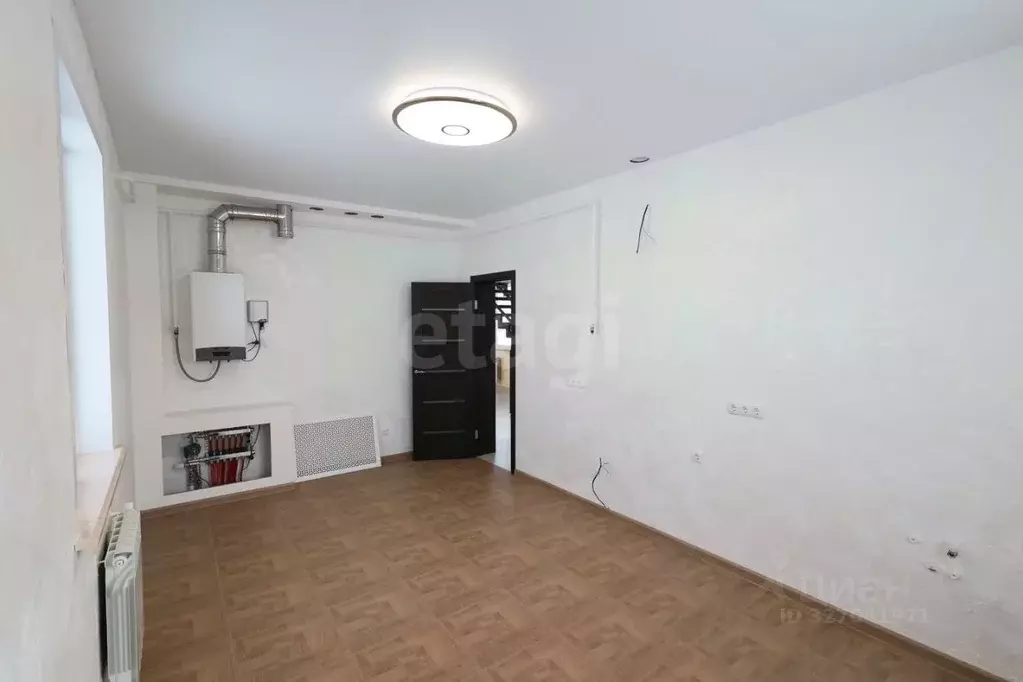 Дом в Воронежская область, Семилукский район, с. Девица Школьная ул., ... - Фото 1