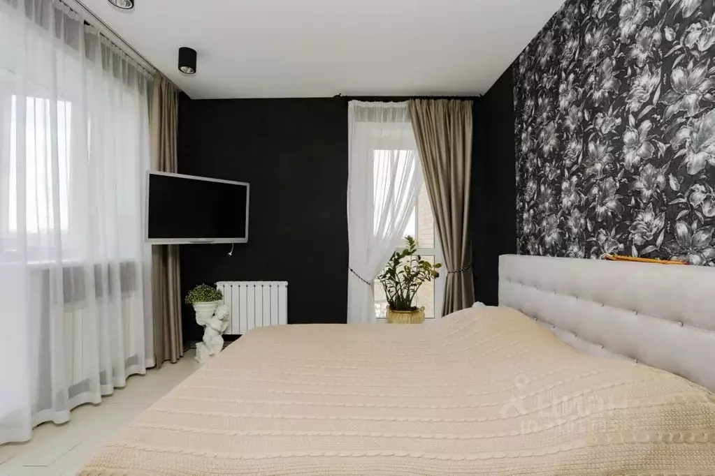 3-к кв. Иркутская область, Иркутск Байкальская ул., 244/4 (75.8 м) - Фото 1