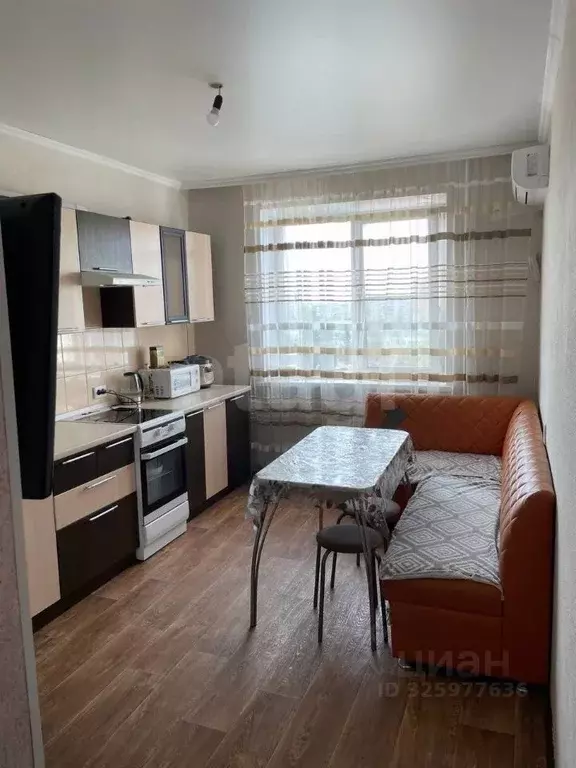 3-к кв. Белгородская область, Старый Оскол Жукова мкр, 24А (63.0 м) - Фото 1