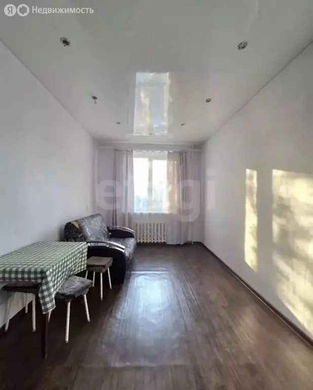 1к в 3-комнатной квартире (17 м) - Фото 1