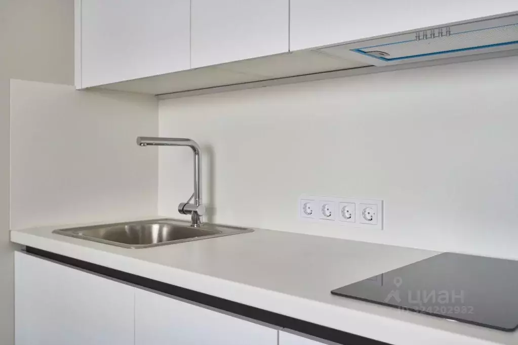 Студия Липецкая область, Липецк ул. М.И. Неделина, 4Д (26.0 м) - Фото 1