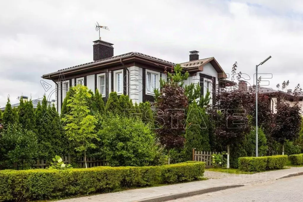 Дом, 260 м - Фото 1