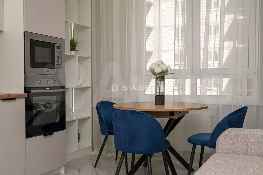 2-к. квартира, 70 м, 7/15 эт. - Фото 0
