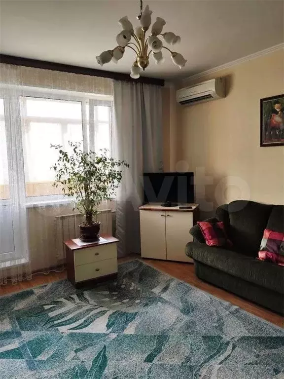 1-к. квартира, 41 м, 9/12 эт. - Фото 1