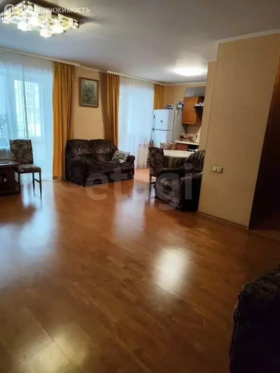 3-комнатная квартира: Томск, улица Лебедева, 16 (72.6 м) - Фото 2