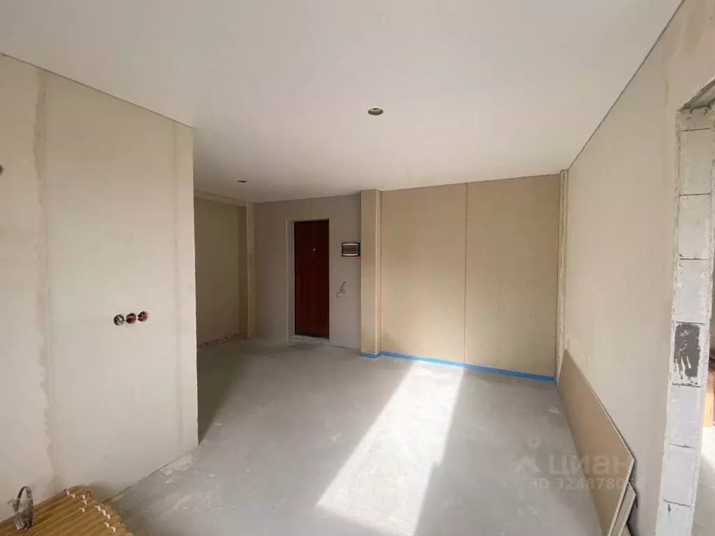 1-к кв. Крым, Алушта муниципальный округ, с. Приветное ул. Ленина, 33А ... - Фото 1