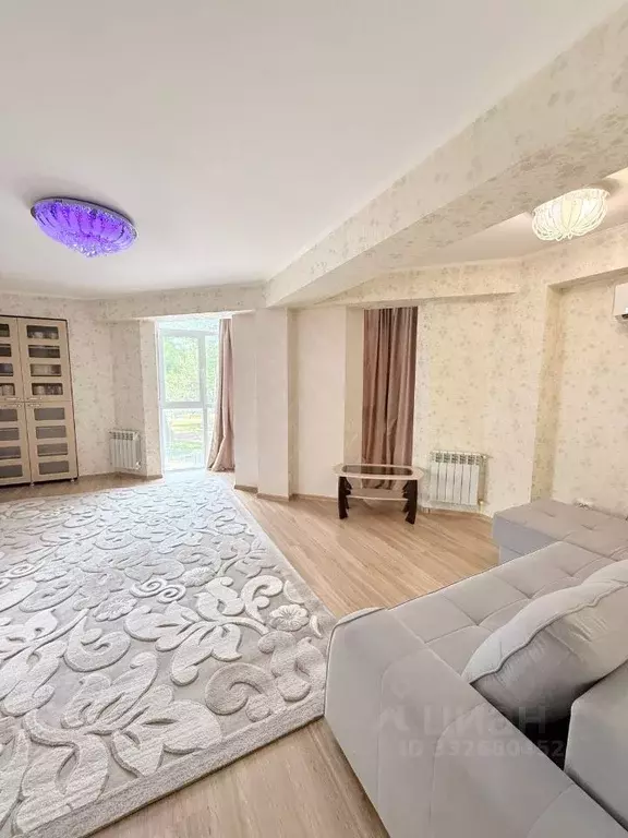 3-к кв. Крым, Симферополь ул. Караманова, 3 (80.0 м) - Фото 2