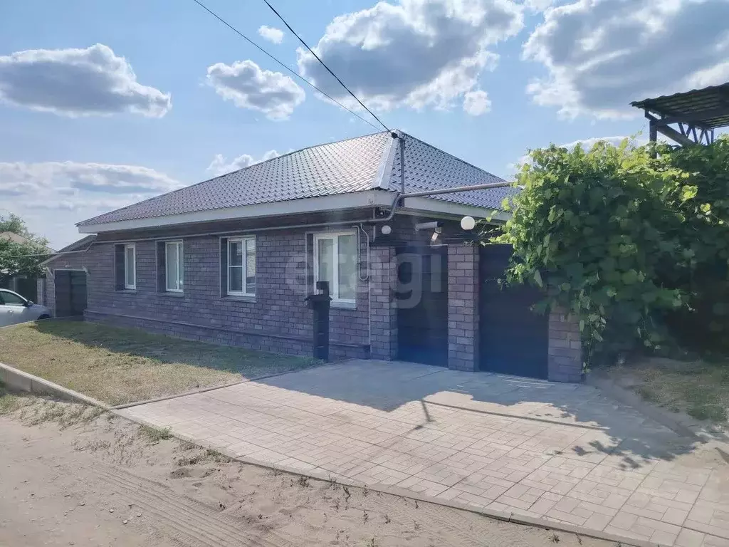 Дом в Воронежская область, Борисоглебск ул. Орджоникидзе, 100 (90 м) - Фото 1