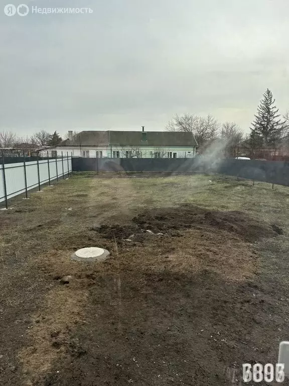 Участок в Российский, Школьная улица (10 м) - Фото 0
