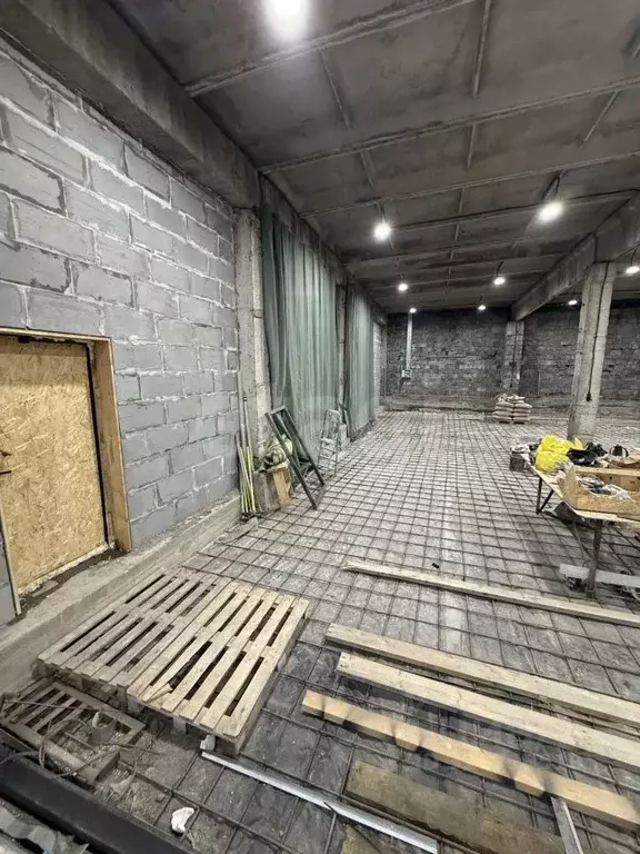 Склад в Сахалинская область, Южно-Сахалинск Учительская ул., 24 (162 ... - Фото 1