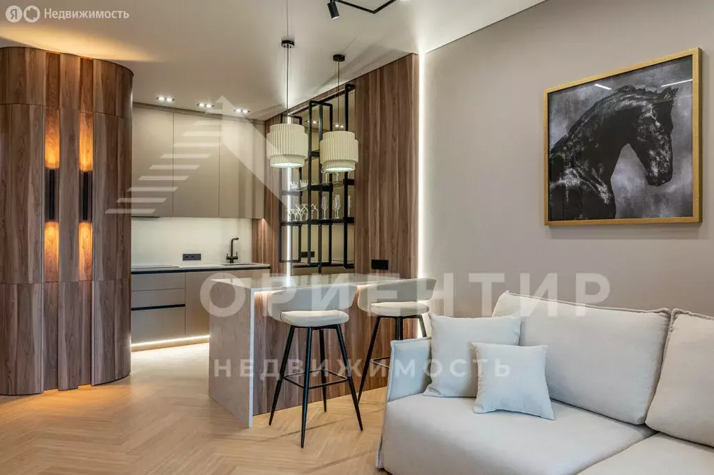 2-комнатная квартира: Екатеринбург, Нагорная улица, 16 (55 м) - Фото 1