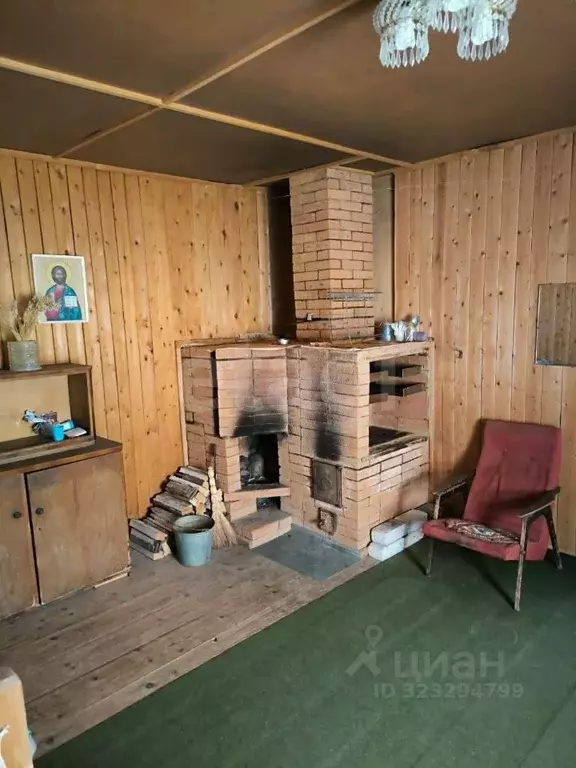 Дом в Калужская область, Малоярославецкий муниципальный округ, ... - Фото 1