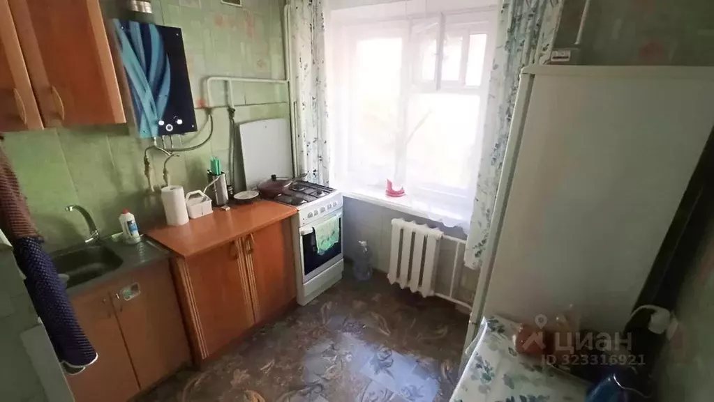 2-к кв. Крым, Евпатория ул. Имени 60-летия Октября, 28 (50.0 м) - Фото 1