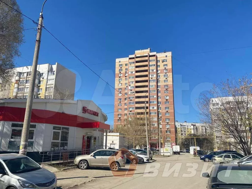 Помещение с окнами на цокольном этаже - Фото 1