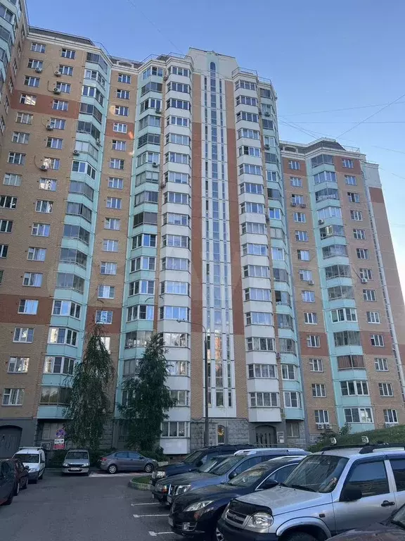3-к. квартира, 81 м, 7/17 эт. - Фото 0