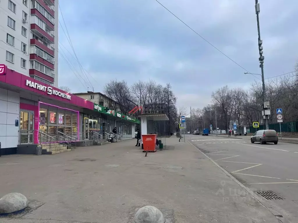 Торговая площадь в Москва ул. Плющева, 14 (1038 м) - Фото 1