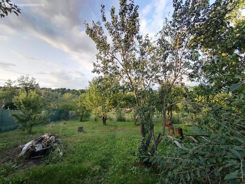 Дом в село Красный Октябрь, улица Гагарина (27 м) - Фото 1
