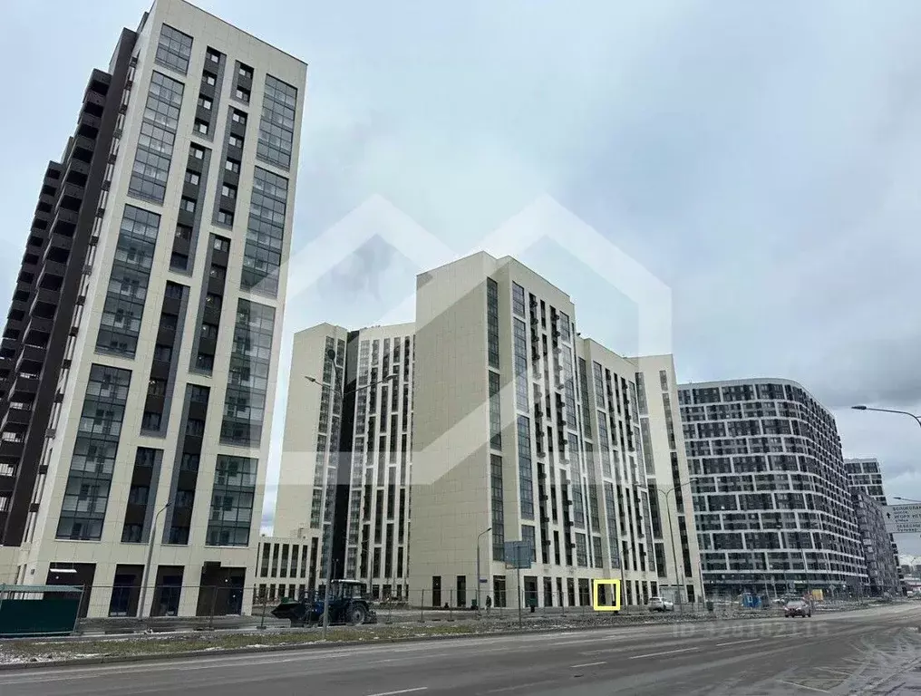 Помещение свободного назначения в Москва ул. Николая Озерова, 2к2 (84 ... - Фото 1