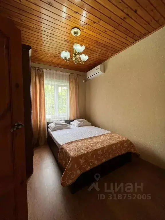 Комната Краснодарский край, Сочи Известинский пер., 10 - Фото 0