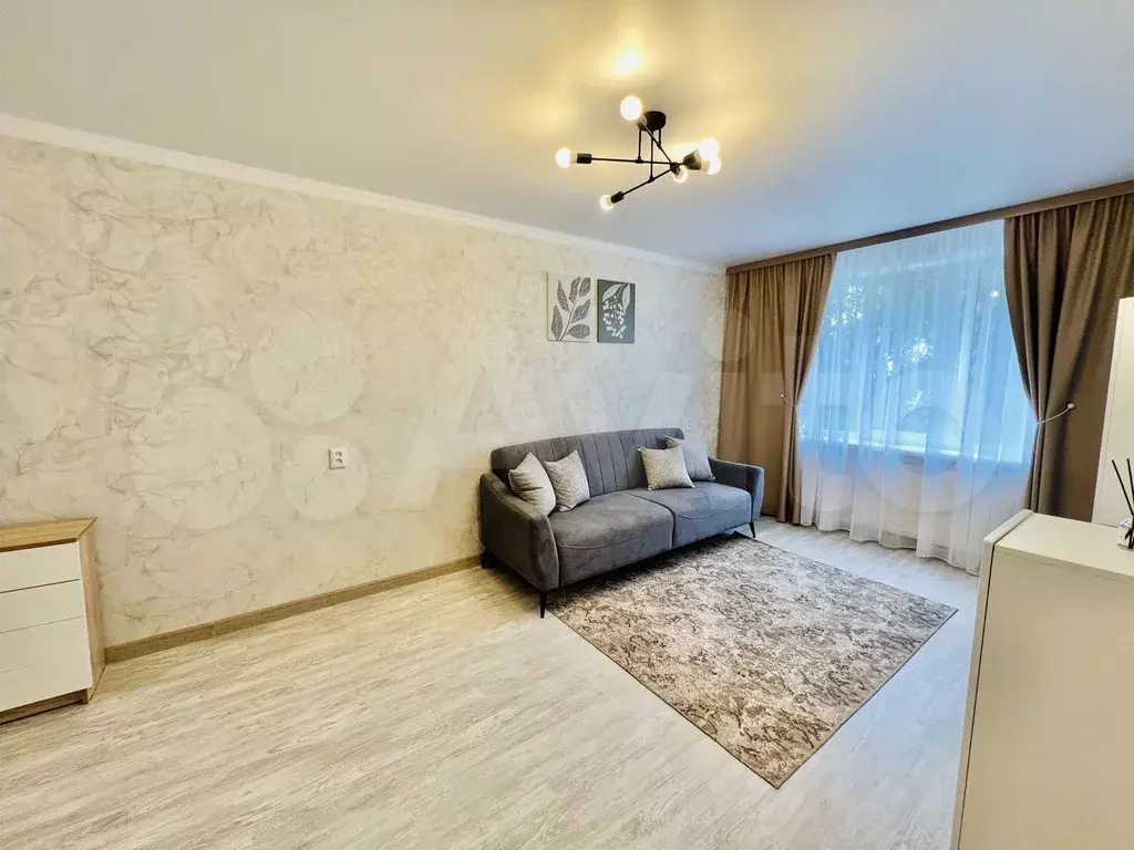 1-к. квартира, 33,8 м, 4/9 эт. - Фото 0