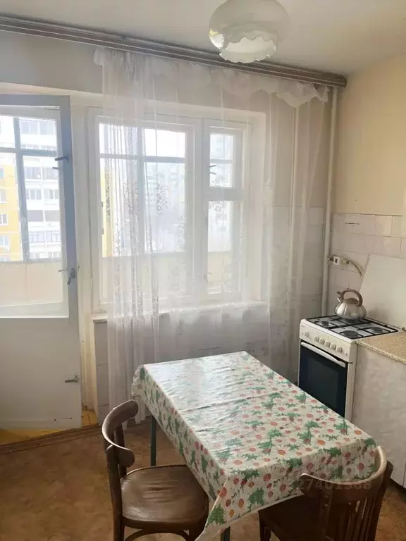 2-к кв. Самарская область, Самара Демократическая ул., 6 (70.0 м) - Фото 2