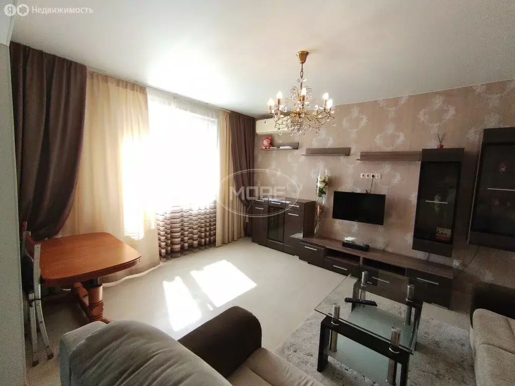 3-комнатная квартира: Калининград, Красносельская улица, 82к1 (86.6 м) - Фото 1
