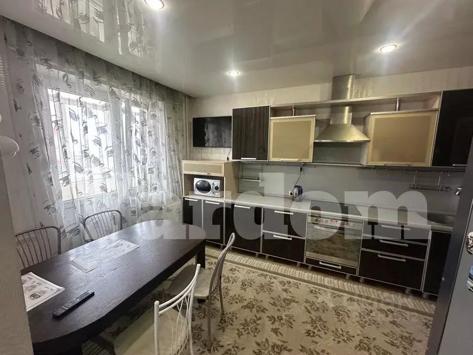 2-к кв. Красноярский край, Красноярск ул. Алексеева, 115 (72.0 м) - Фото 1