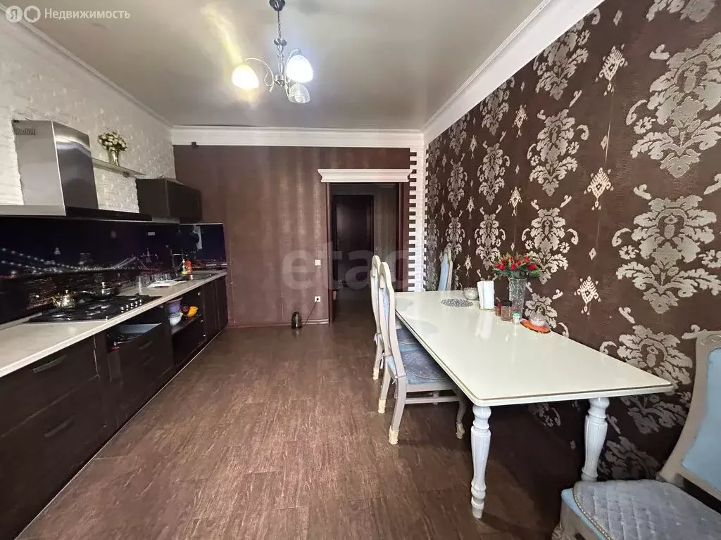 2-комнатная квартира: Махачкала, Газопроводная улица, 9 (77 м) - Фото 2
