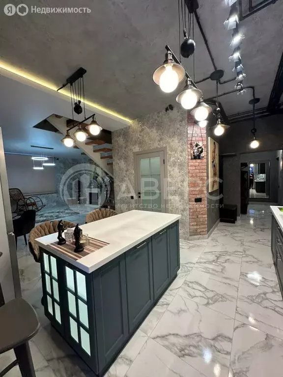 2-комнатная квартира: Муром, улица Энгельса, 1Б (102.2 м) - Фото 0