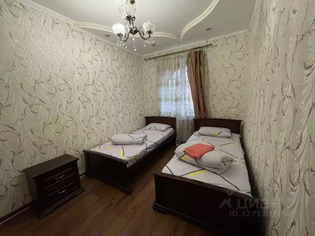 Комната Москва, Москва, Троицк ул. Терновая, 18 - Фото 1