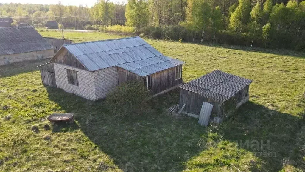 Дом в Псковская область, Порховский район, Дубровенская волость, д. ... - Фото 1