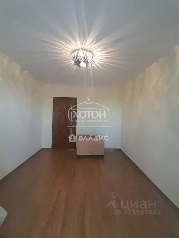 2-к кв. Калмыкия, Элиста 7-й мкр, 5к4 (57.8 м) - Фото 1