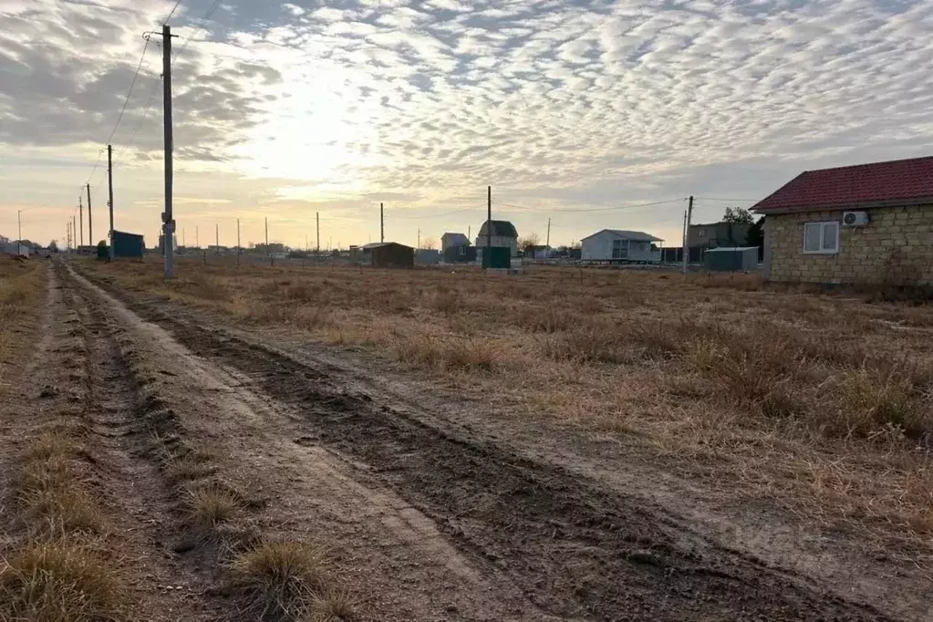 Участок в Крым, Щелкино Ленинский район, ул. Сиреневая (4.0 сот.) - Фото 2