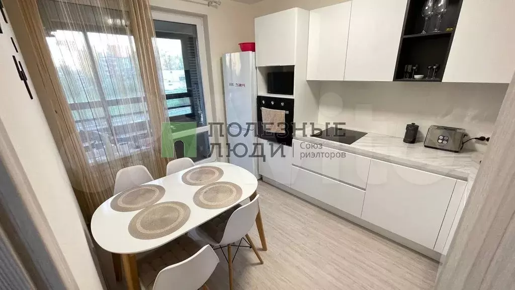 1-к. квартира, 35 м, 4/6 эт. - Фото 0