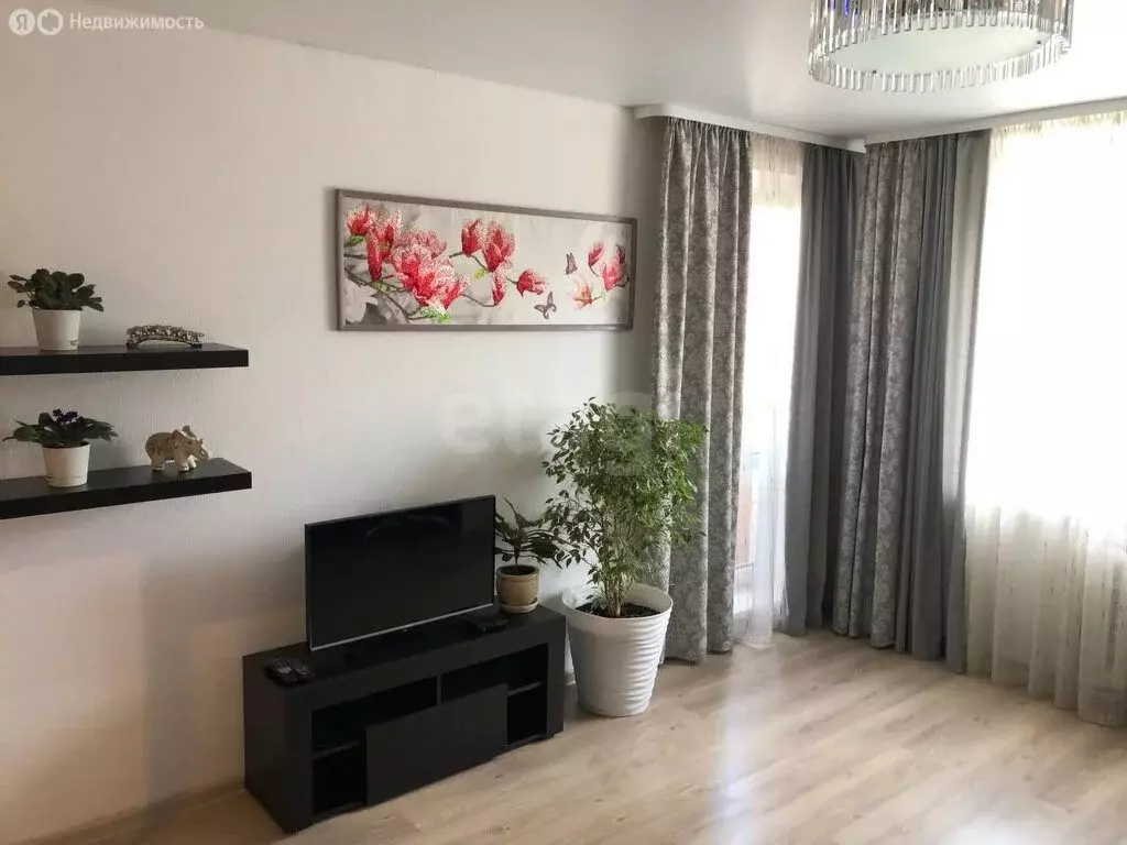 3-комнатная квартира: Череповец, Первомайская улица, 7 (63.8 м) - Фото 1