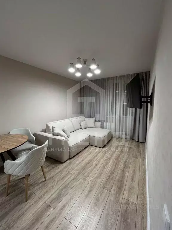 2-к кв. Ленинградская область, Мурино Всеволожский район, ул. ... - Фото 1