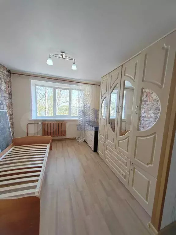 Комната 18 м в 4-к., 5/5 эт. - Фото 0