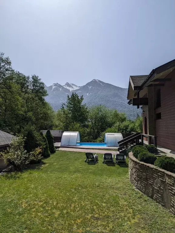 Дом в Краснодарский край, Сочи Красная Поляна пгт, ул. Дворцовая (200 ... - Фото 1