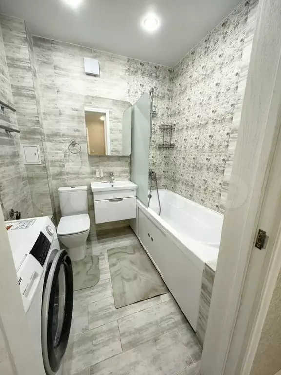 2-к. квартира, 42 м, 4/6 эт. - Фото 0