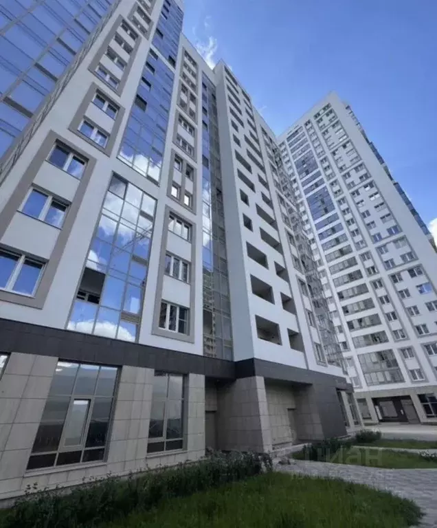 1-к кв. Свердловская область, Екатеринбург ул. Краснолесья, 108 (45.0 ... - Фото 1