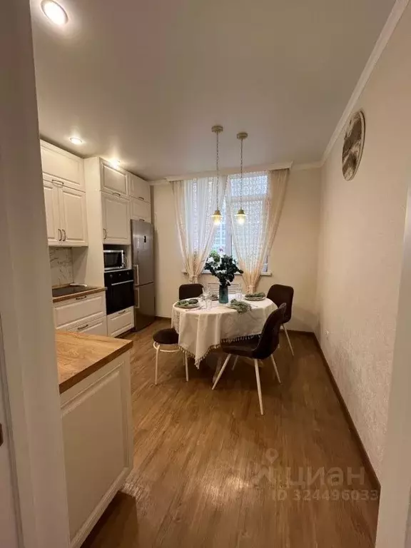 3-к кв. Оренбургская область, Оренбург Салмышская ул., 43/4 (80.0 м) - Фото 2