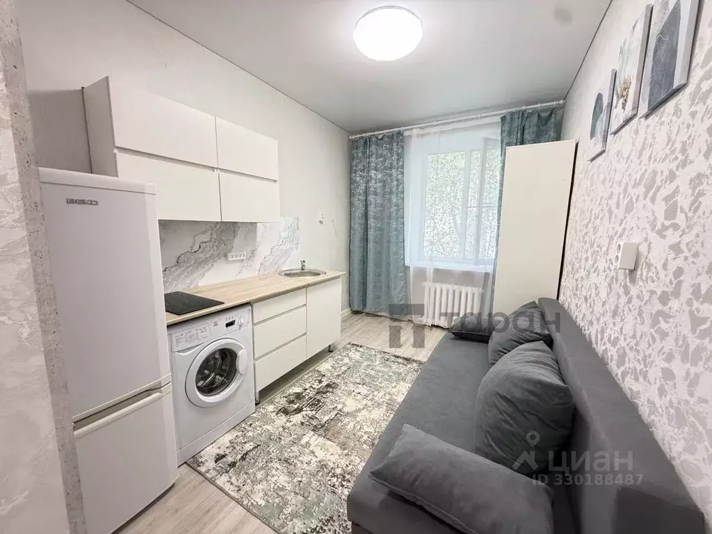 Студия Челябинская область, Челябинск ул. Савина, 10 (12.7 м) - Фото 1