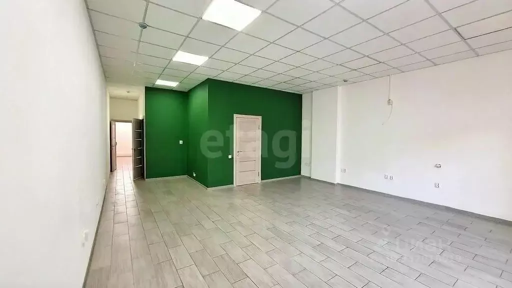 Помещение свободного назначения в Краснодарский край, Геленджик ул. ... - Фото 1