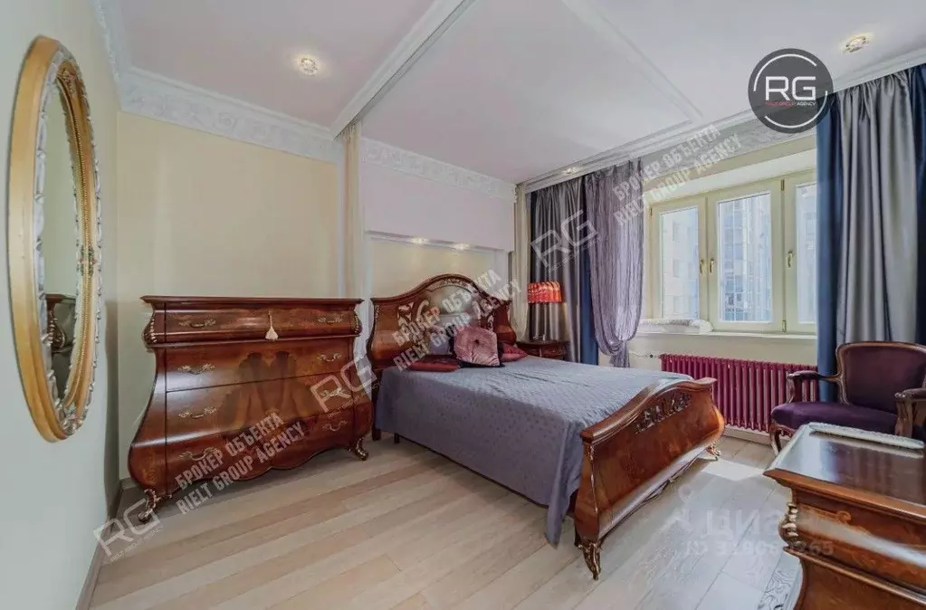3-к кв. Санкт-Петербург ул. Беринга, 27к1 (91.0 м) - Фото 0