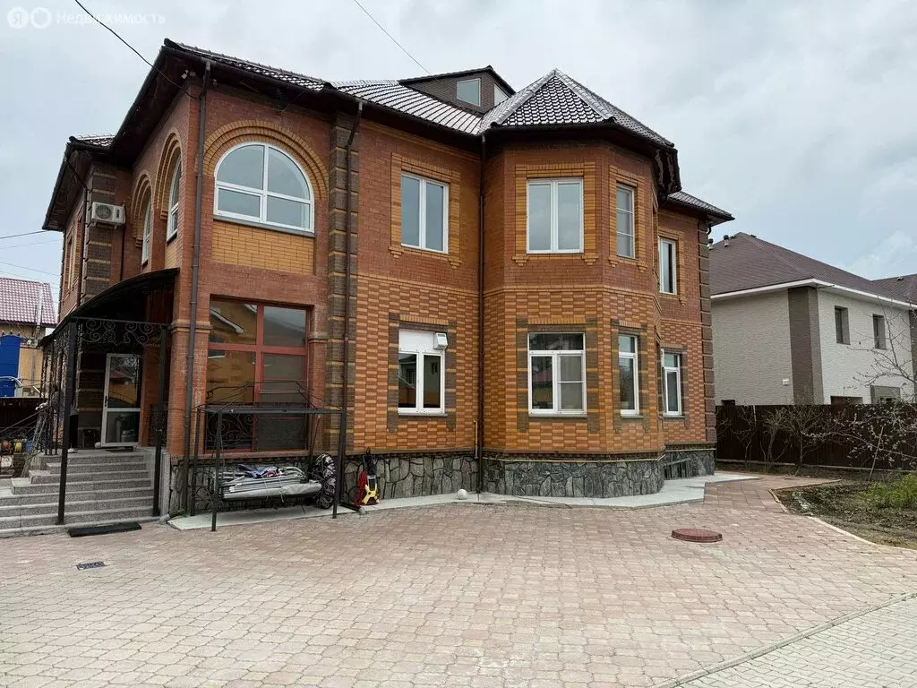 Дом в Южно-Сахалинск, улица имени Б.Н. Егорова, 12 (593.4 м) - Фото 0