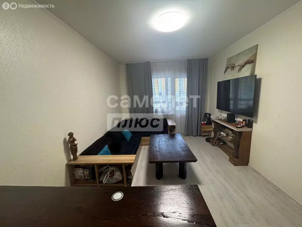 3-комнатная квартира: посёлок городского типа Голубое, Тверецкий ... - Фото 1