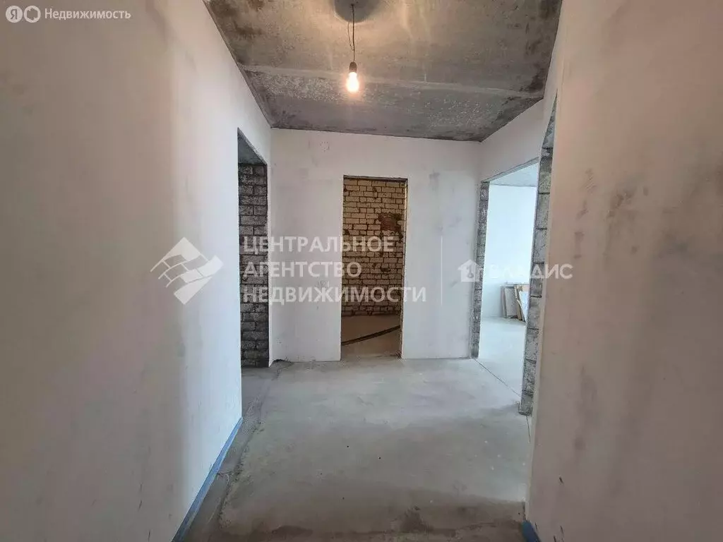 2-комнатная квартира: Рыбное, Крымская улица, 21 (57.2 м) - Фото 1