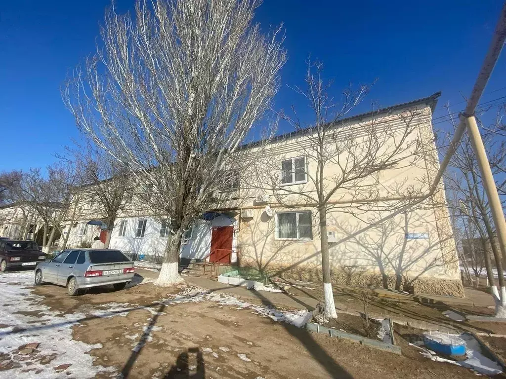 3-к кв. Астраханская область, Лиман рп ул. Мелиоративная, 4 (61.7 м) - Фото 1