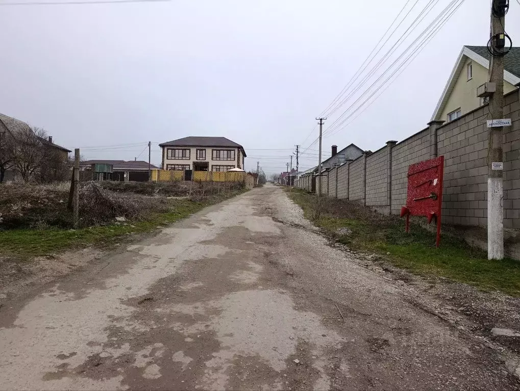 Участок в Крым, Симферопольский район, Чистенское с/пос, Геофизик ... - Фото 1